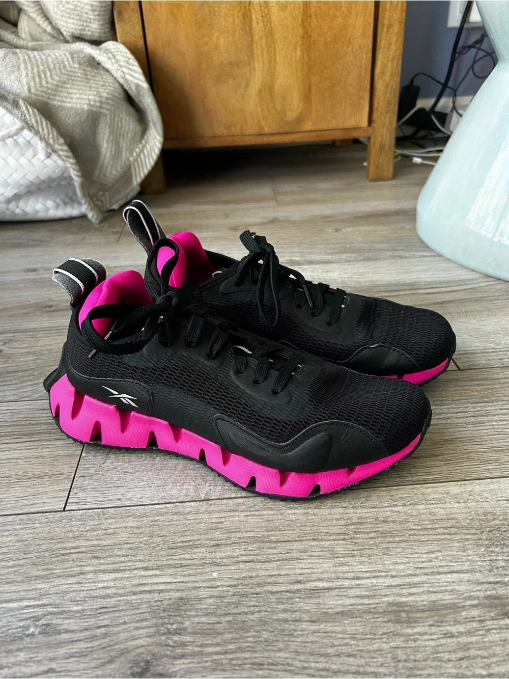 Reebok Black & Hot Pink Zig-Edge Athletic Sneakers